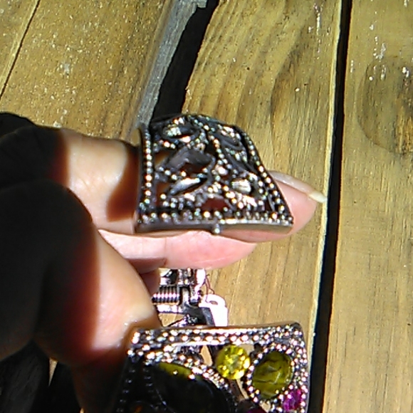 Nwt Multicolored beaded bracelet - Picture 4 of 5